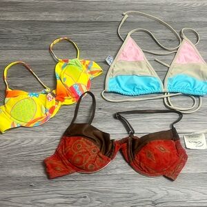 Lot of 3 bikinis tops Ritchie and Pan Dulce for women size 7/8